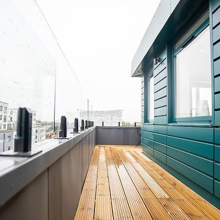 Luxe & Stylish 1 & 2 Bed Flats Near Heathrow, Legoland, & Windsor Slough Exterior foto